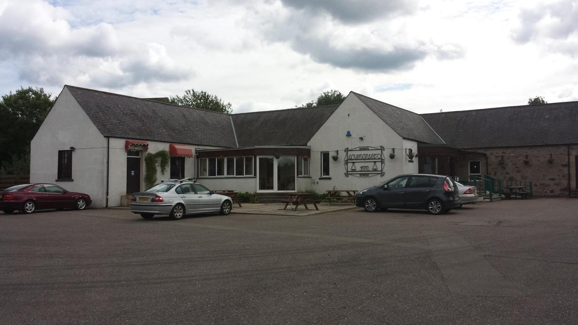 Covenanters Inn Dingwall Zewnętrze zdjęcie